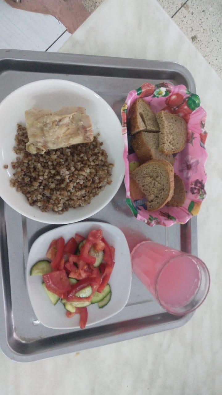 Тегін тамақтануды ұйымдастырудан көрініс.