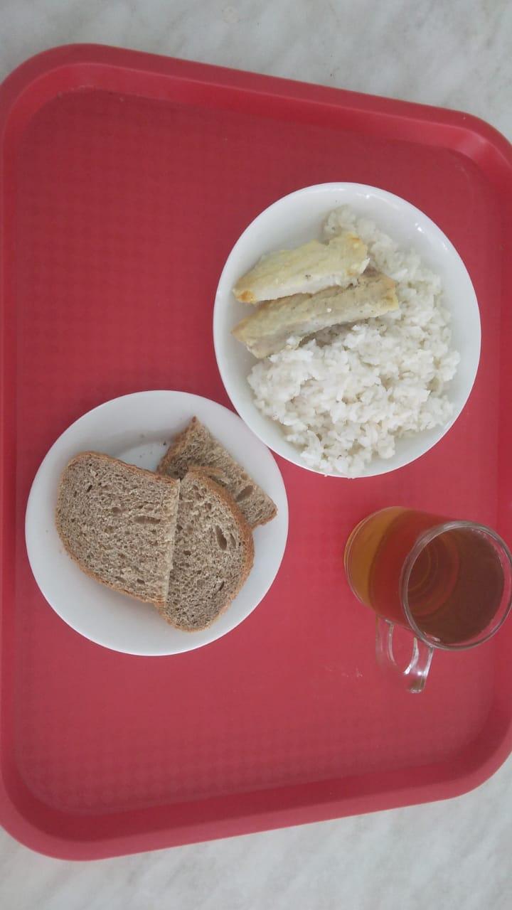 Тегін тамақтануды ұйымдастырудан көрініс.