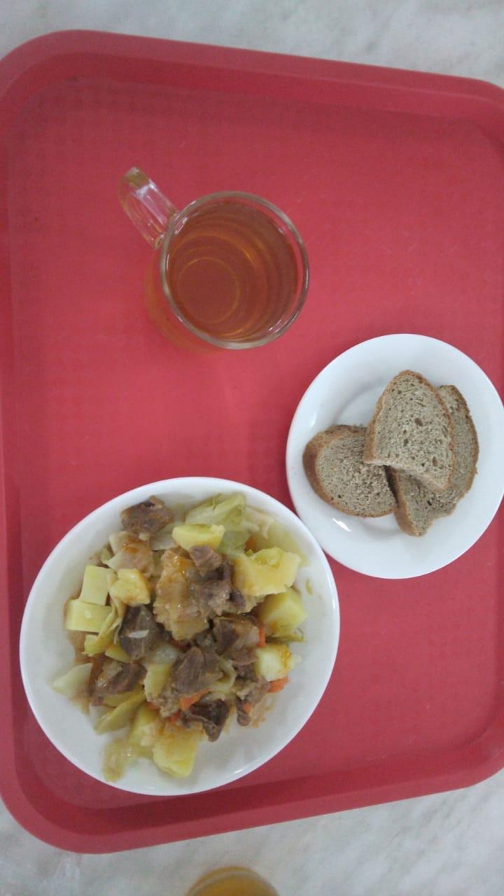 Тегін тамақтануды ұйымдастырудан көрініс.